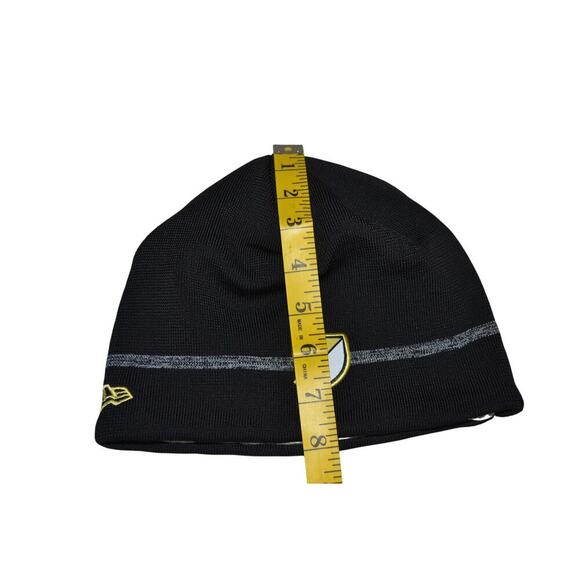 New Era MLS Major League Soccer Beanie 96 Columbus Crew - Picture 5 of 6